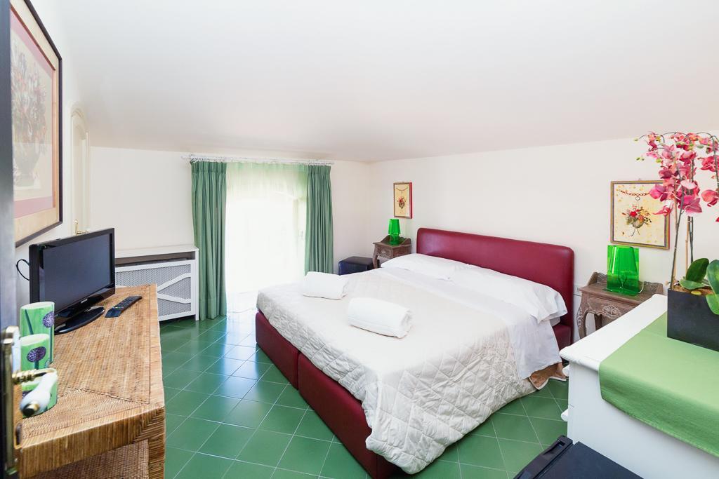 I Giardini Di Giano Bed & Breakfast Torre di Faro Eksteriør bilde